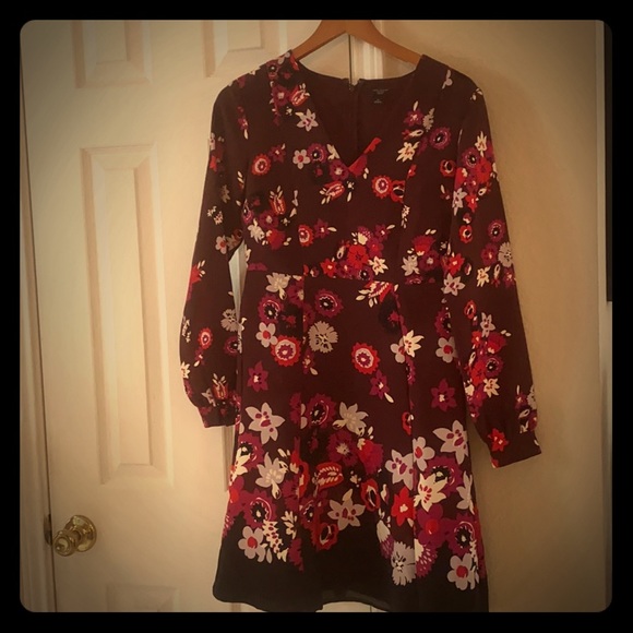 Ann Taylor Dresses & Skirts - AnnTaylor holiday dress sz 00